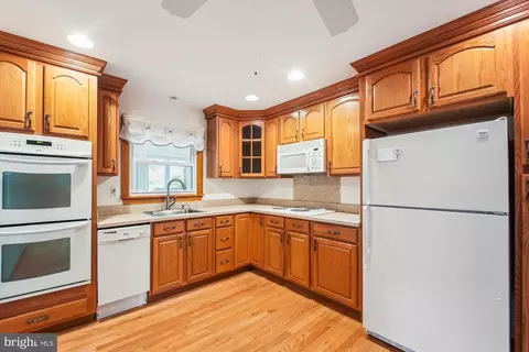 Kitchen - 308 Granada Rd, Pasadena, MD 21122 photo 2 of 2