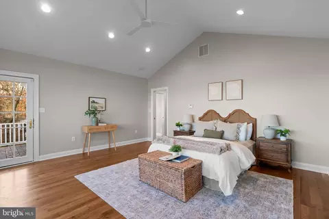 Bedroom - 7019 Bay Front Dr, Annapolis, MD 21403 photo 1 of 5