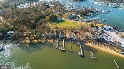View/Area - 7019 Bay Front Dr, Annapolis, MD 21403 photo 11 of 13