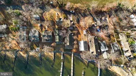 View/Area - 7019 Bay Front Dr, Annapolis, MD 21403 photo 7 of 13