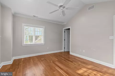 Bedroom - 7019 Bay Front Dr, Annapolis, MD 21403 photo 2 of 5