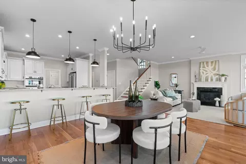 Dining - 7019 Bay Front Dr, Annapolis, MD 21403 photo 3 of 3