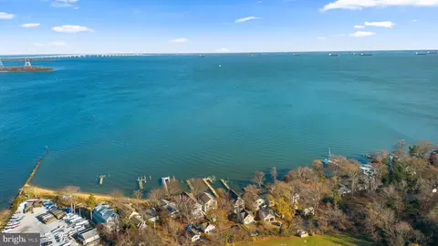 View/Area - 7019 Bay Front Dr, Annapolis, MD 21403 photo 12 of 13