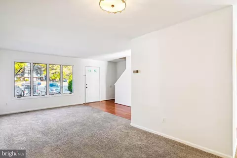 1113 Holmespun Dr, Pasadena, MD 21122 photo 10