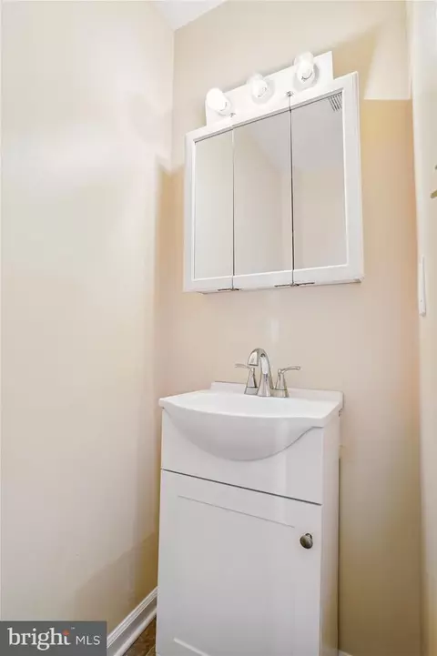 1113 Holmespun Dr, Pasadena, MD 21122 photo 18