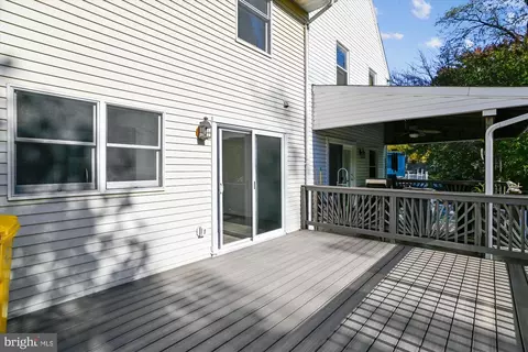 1113 Holmespun Dr, Pasadena, MD 21122 photo 7
