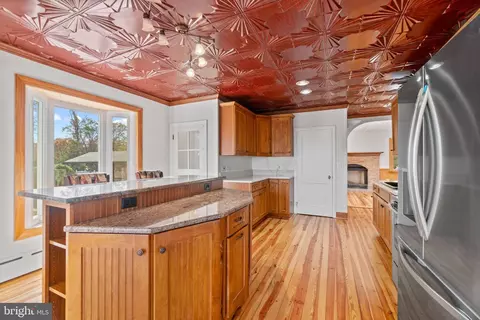 712 Powhatan Beach Rd E, Pasadena, MD 21122 photo 29