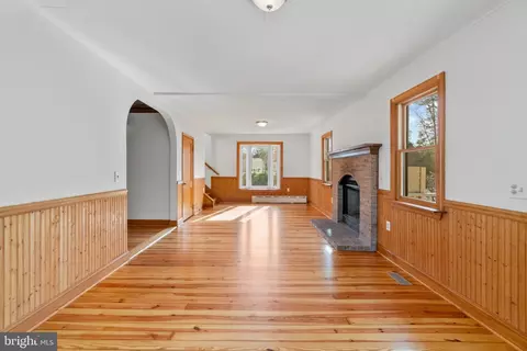 712 Powhatan Beach Rd E, Pasadena, MD 21122 photo 19