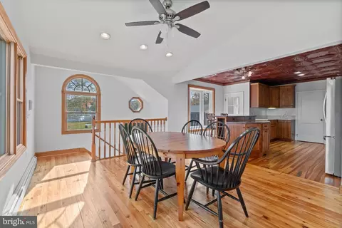 712 Powhatan Beach Rd E, Pasadena, MD 21122 photo 26