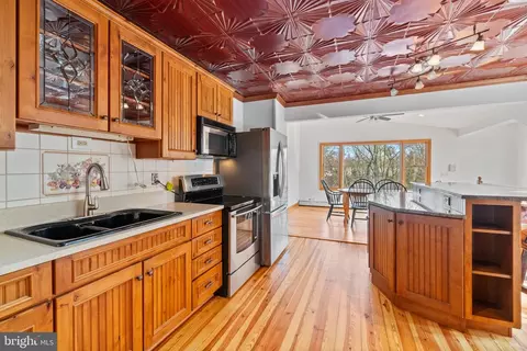 712 Powhatan Beach Rd E, Pasadena, MD 21122 photo 28