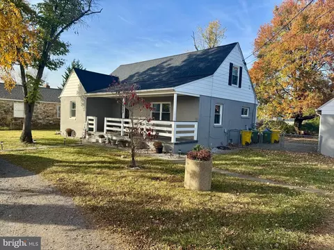 Exterior - 912 Hammonds, Baltimore, MD 21225 photo 2 of 5