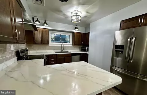 Other - 912 Hammonds, Baltimore, MD 21225 photo 3 of 11