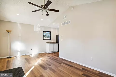2211 Shore Dr, Edgewater, MD 21037 photo 12