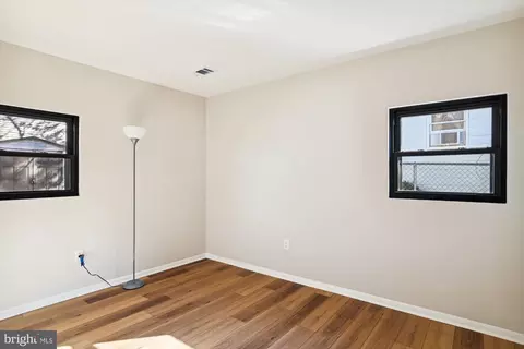 2211 Shore Dr, Edgewater, MD 21037 photo 14