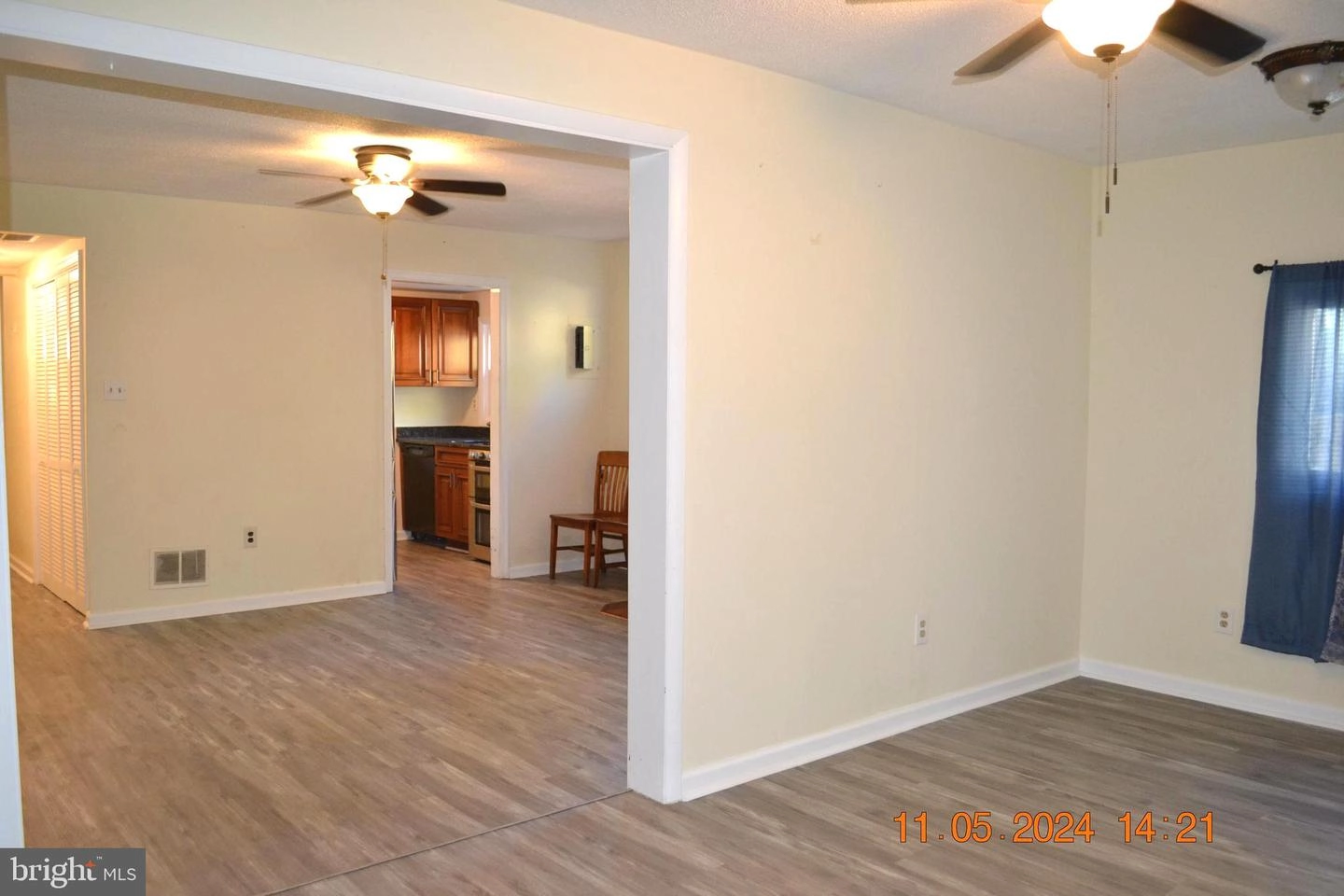 165 Seagull Dr, Pasadena, MD 21122 photo 10
