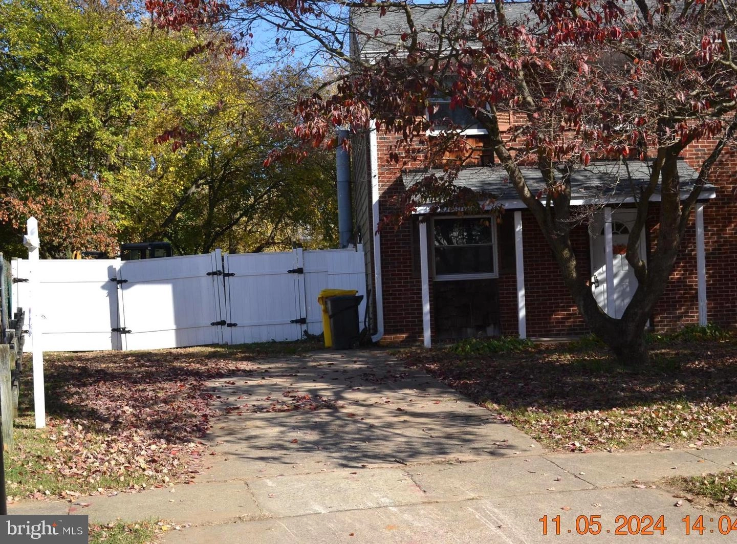 165 Seagull Dr, Pasadena, MD 21122 photo 2