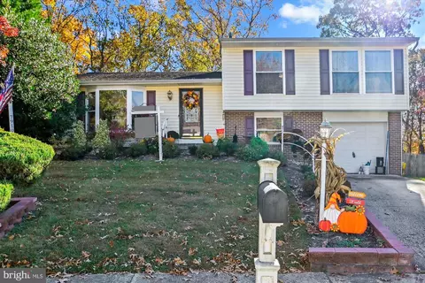 7910 Danbury Ct, Glen Burnie, MD 21061