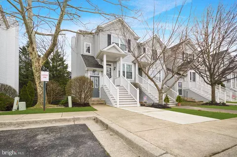 1688 Fallowfield Ct, Crofton, MD 21114