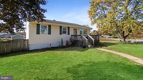 1420 Scanlan Dr, Glen Burnie, MD 21061