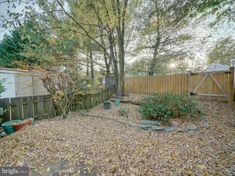 Exterior - 8077 Croydon Way, Pasadena, MD 21122 photo 3 of 4