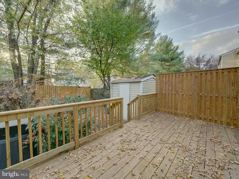 Exterior - 8077 Croydon Way, Pasadena, MD 21122 photo 4 of 4