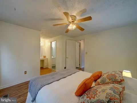 Bedroom - 8077 Croydon Way, Pasadena, MD 21122 photo 4 of 13