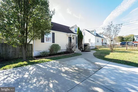 315 Shipley Ave, Glen Burnie, MD 21061