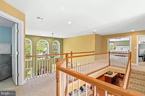 Entry Way - 709 Sonne Dr, Annapolis, MD 21401 photo 15 of 16