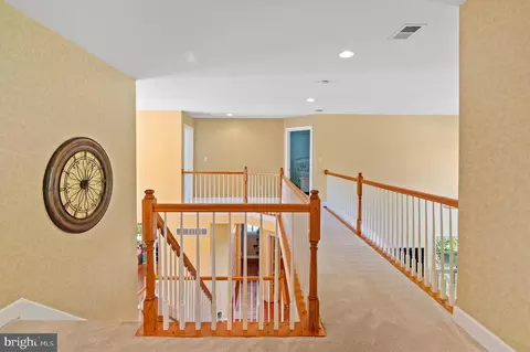 Entry Way - 709 Sonne Dr, Annapolis, MD 21401 photo 11 of 16