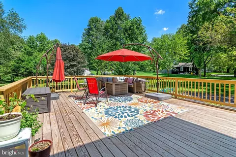 Exterior - 709 Sonne Dr, Annapolis, MD 21401 photo 2 of 7