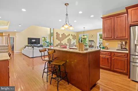 Kitchen - 709 Sonne Dr, Annapolis, MD 21401 photo 4 of 5