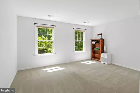 Bedroom - 709 Sonne Dr, Annapolis, MD 21401 photo 10 of 11