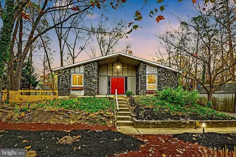133 Drexel Dr, Millersville, MD 21108