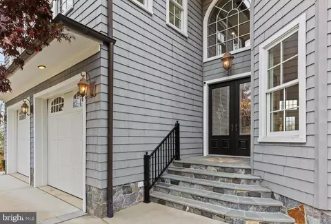 Exterior - 530 Edgewater Rd, Pasadena, MD 21122 photo 3 of 5