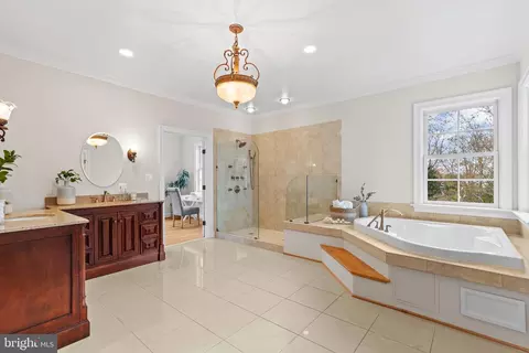 Bath - 530 Edgewater Rd, Pasadena, MD 21122 photo 1 of 3