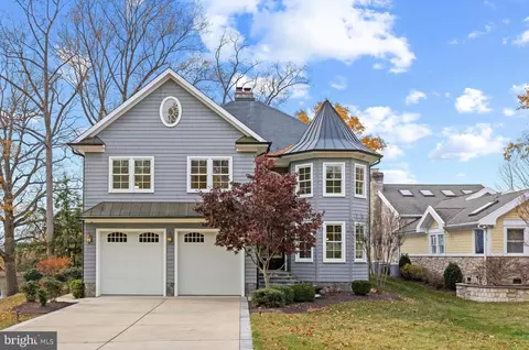 Exterior - 530 Edgewater Rd, Pasadena, MD 21122 photo 2 of 5