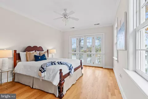 Bedroom - 530 Edgewater Rd, Pasadena, MD 21122 photo 3 of 4