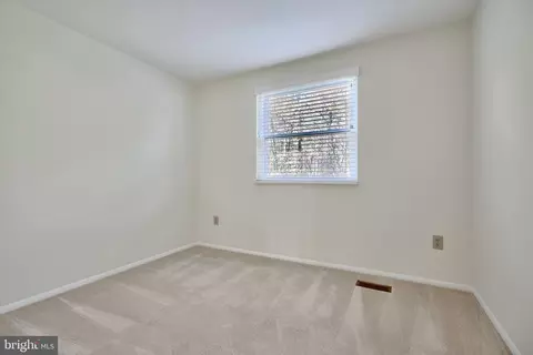 Bedroom - 7712 Tobruk Ct, Hanover, MD 21076 photo 6 of 6