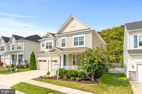 7922 Meridian Dr, Pasadena, MD 21122