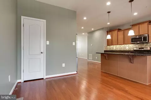 7112 River Birch Dr, Hanover, MD 21076 photo 17