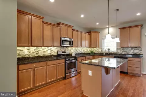 7112 River Birch Dr, Hanover, MD 21076 photo 16
