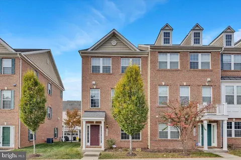 7535 Honey Locust Ln, Hanover, MD 21076