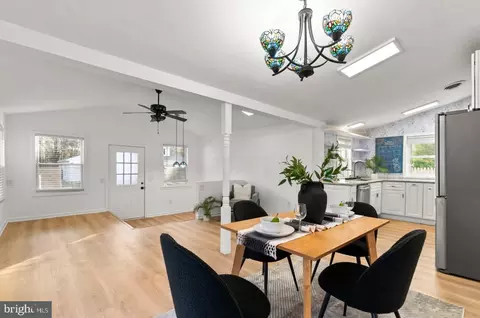 119 Linden Ave, Edgewater, MD 21037 photo 5