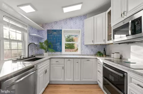 119 Linden Ave, Edgewater, MD 21037 photo 4