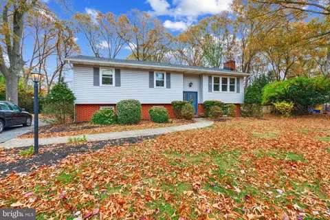 505 Sylview Dr, Pasadena, MD 21122 photo 5
