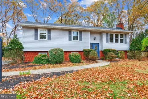 505 Sylview Dr, Pasadena, MD 21122 photo 6