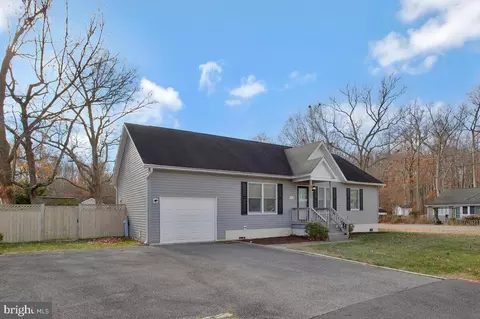 1165 Maple Ave, Shady Side, MD 20764 photo 2