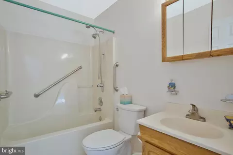 1165 Maple Ave, Shady Side, MD 20764 photo 24