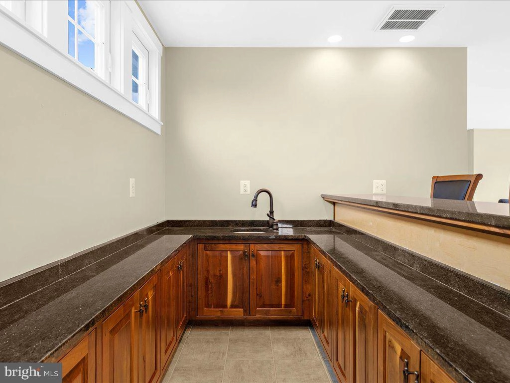 Kitchen - 4923 Thomas Dr, Shady Side, MD 20764 photo 10 of 10