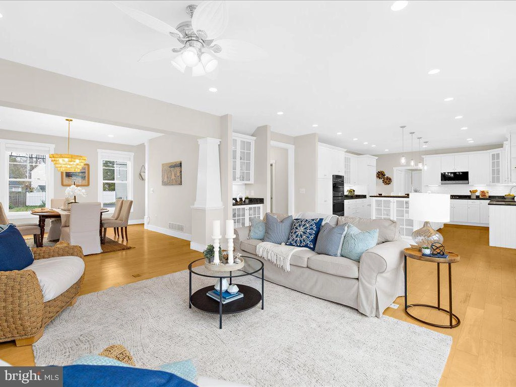 Living - 4923 Thomas Dr, Shady Side, MD 20764 photo 1 of 13